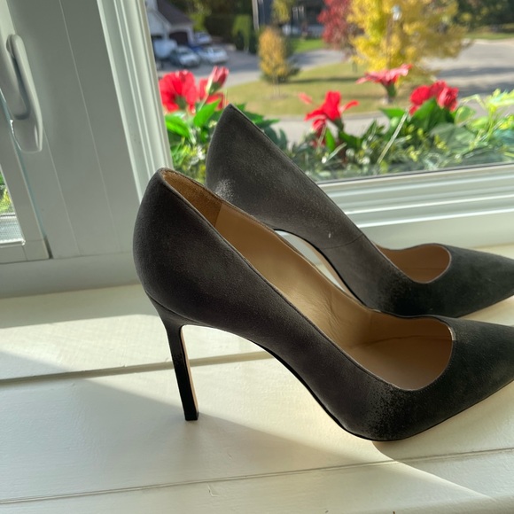 COPY - Great condition Manolo Blahnik heel - Picture 10 of 10